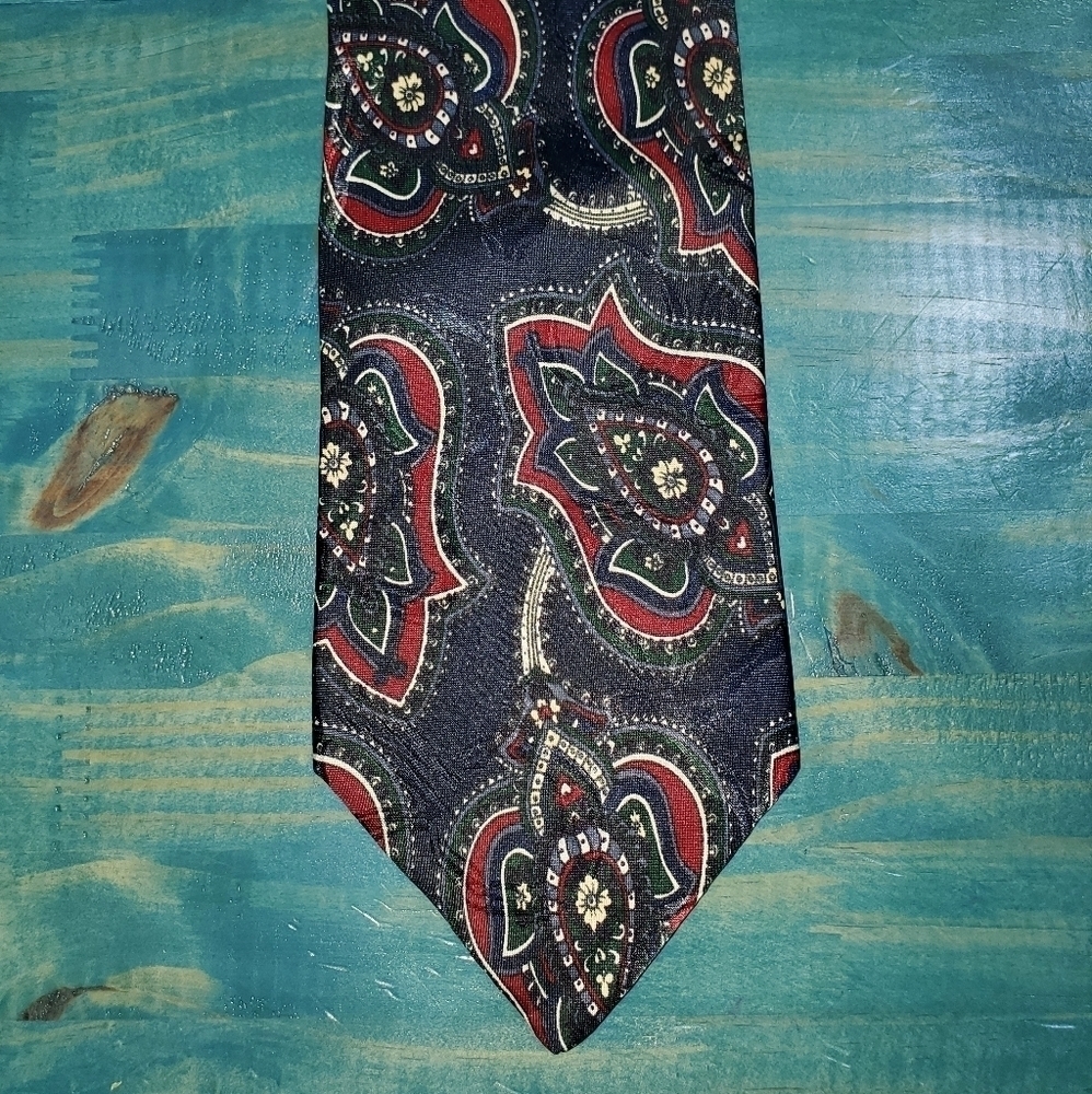 𝅺Blue tie with red & cream design NEW
